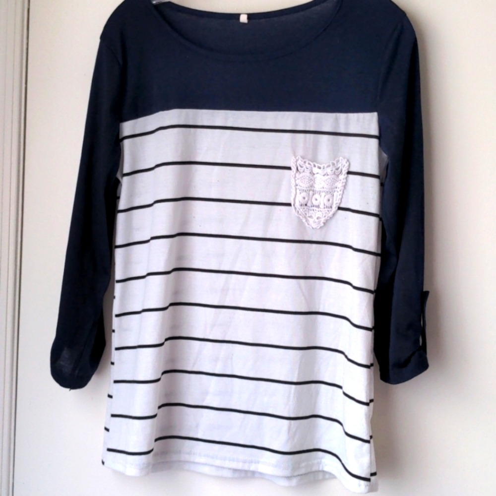 Cute Midsleeve White/Navy Top